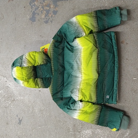 NEW! Boys' Puffer Jacket - All In Motion Green - Picture 7 of 16